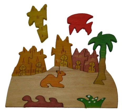 Figure H.1: The judge’s wooden puzzle.